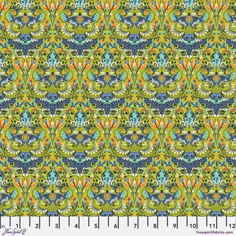 Tiny Beasts, Bear with me